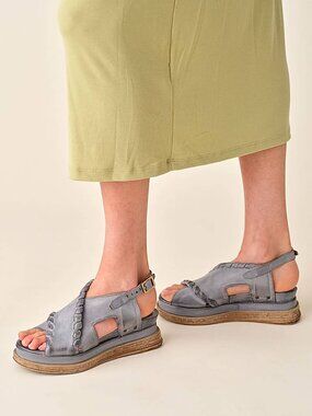 A.S. 98 Lumi Platform Sandal Sky Sz 41 9.5/10